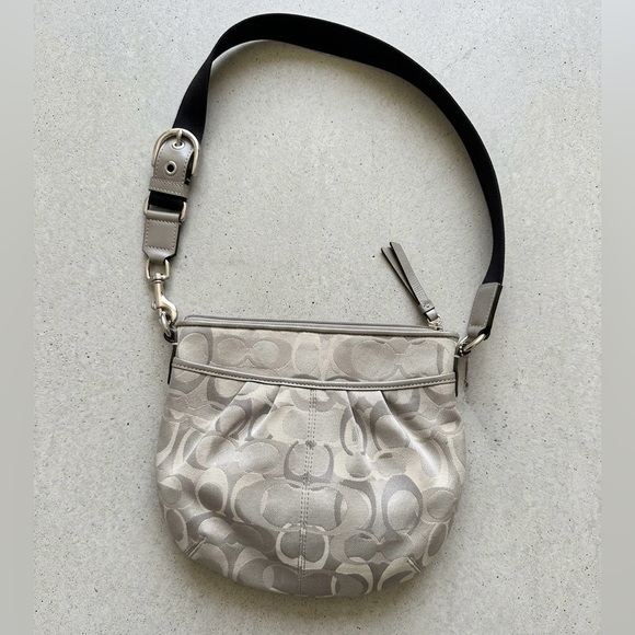Coach Signature Peyton File Bag Metallic Silver/Grey - Picture 3 of 5
